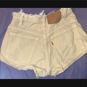 Levi Denim Shorts ✨